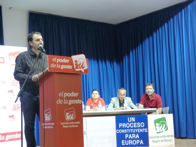 Joan Coscubiela en Cieza: 'Hay que ganar la batalla de las elecciones europeas'