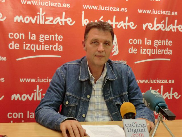 Saorín: 'En el último año ha descendido en 37 el número de afiliados a la seguridad social en Cieza'