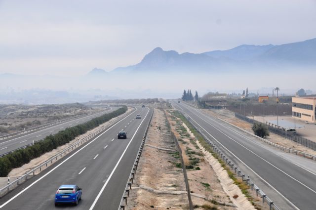 Ecologistas en Acción reclama medidas de protección para la población ante las nubes de humo