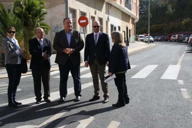 La Consejería de Fomento repara la travesía de Cieza con la mejora del firme