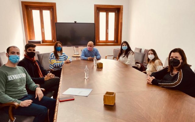 Programa de primera experiencia profesional en las administraciones públicas