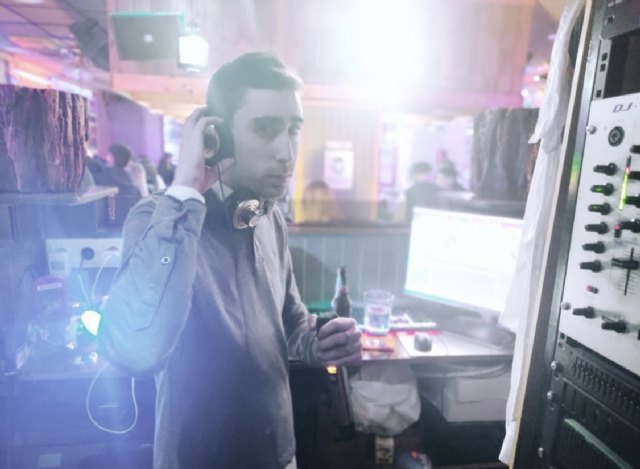 El DJ y Cantante Herreranotes ‘Rompe’ en la sala Pub Malibú