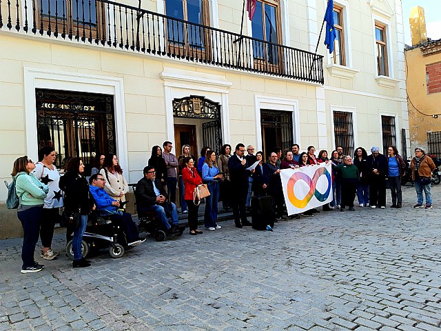 Cieza conmemora el Día Mundial de la Concienciación sobre el Autismo