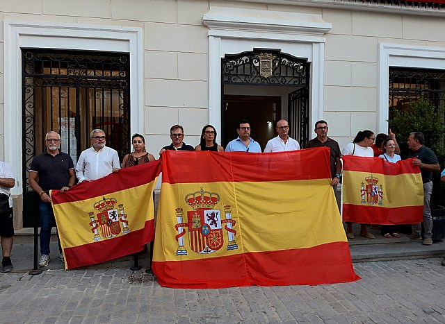 El alcalde Tomás Rubio traslada el 'apoyo firme e inequívoco' de Cieza a Ceuta y a todos los ceutíes