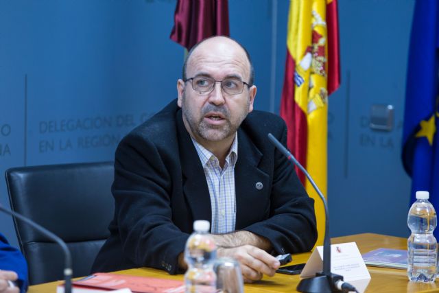 Una guía elaborada por investigadores de la UMU permite conocer y visitar las pinturas rupestres de las cuevas de Cieza