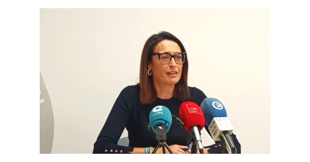 El Gobierno municipal analiza el pleno de diciembre y ofrece aclaraciones sobre las luces de Navidad