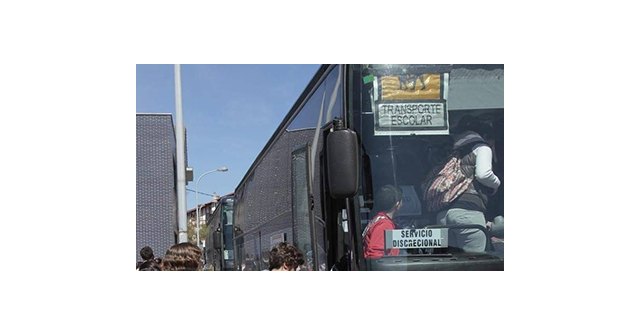 Informan sobre los alumnos que incumplen alguno de los requisitos para obtener la ayuda al transporte escolar para el IES Los Albares Curso 2022-2023