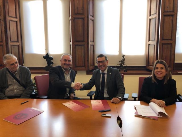 La UMU y la asociación Club Atalaya-Ateneo de la Villa de Cieza estrechan vínculos