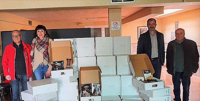 La empresa municipal Aguas de Cieza se sumó a la solidaridad esta Navidad