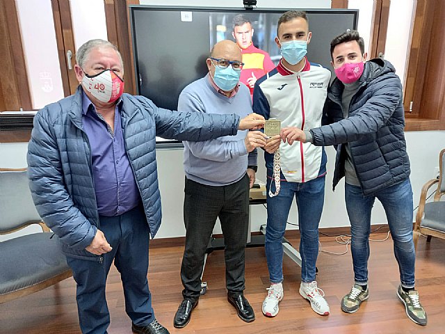 Recepción oficial en el Ayuntamiento de los campeones del mundo Manu Bermúdez y José Antonio Carrillo