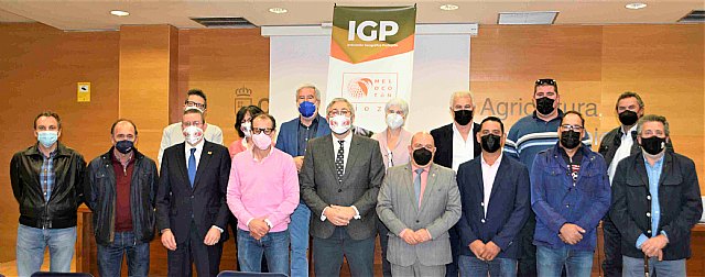 Constituido el Consejo Regulador provisional para la gestión de la IGP del melocotón