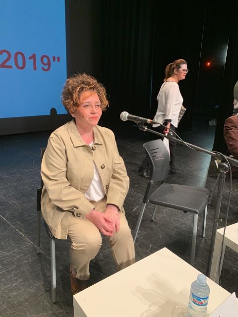 Mesa redonda : La imagen de la única mujer para presidir el ayuntamiento, un hecho histórico que pone en valor una candidatura que sale a ganar