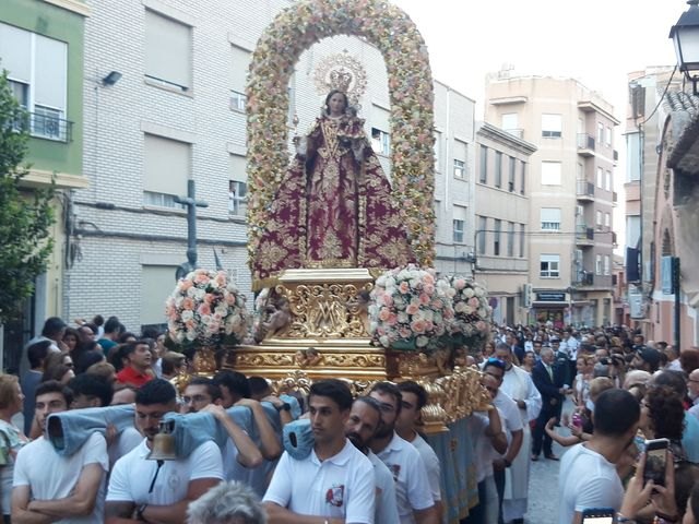 Cieza sale a la calle para recibir a la patrona de la ciudad