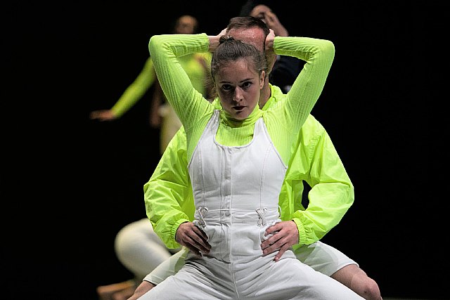 La coreógrafa ciezana afincada en Barcelona Irene García estrena en el Teatro Circo de Murcia 'Get No' con su compañía de danza