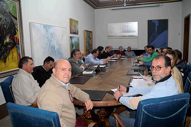 El Consejo Local Agrario analiza el trasvase, el arreglo de caminos rurales y la reparación de los daños por la DANA