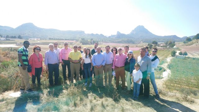 Garre: 'unos y otros nos quieren quitar el agua'