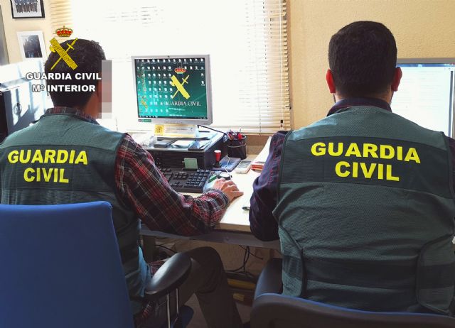 La Guardia Civil detiene/investiga a siete personas por estafar mediante la oferta de préstamos por internet