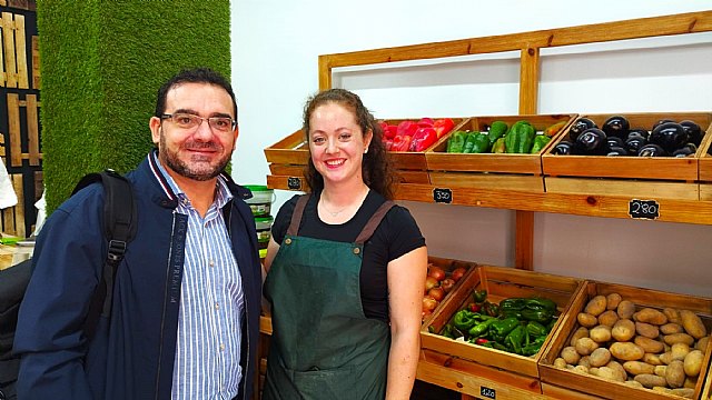 Comercio apoya la apertura de nuevos establecimientos en el casco antiguo