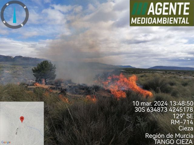 Incendio forestal en Cieza: 2.500 metros de esparto consumidos