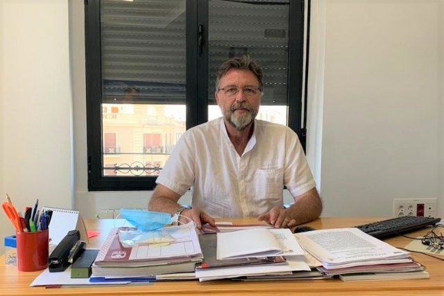 Saorín recomienda a Verdejo que se 'desenganche de la propagación de bulos'