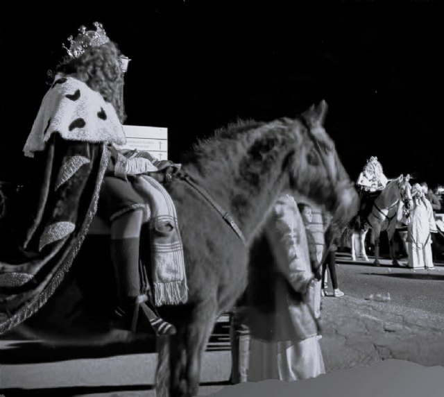 Podemos-Cieza invita a la ciudadanía a reflexionar sobre la necesidad de utilizar animales en la cabalgata de reyes magos
