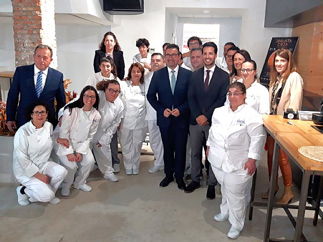 Clausura de un curso de repostería que posibilita al alumnado el certificado de profesionalidad nivel 2