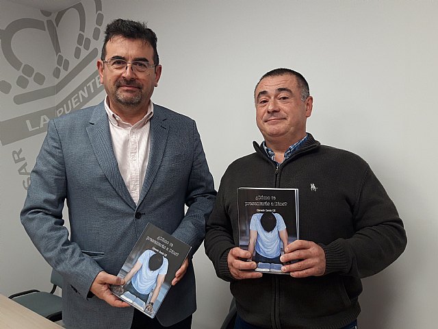 Presentan el libro '¿Cómo te presentarás a Dios?' del pastor evangelista Carmelo García