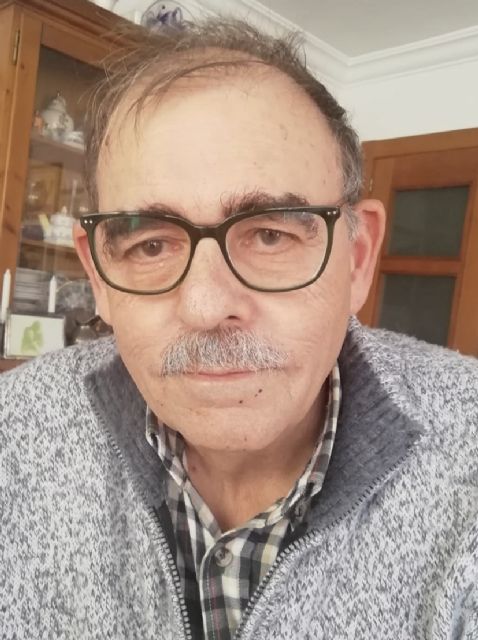 La Fea Burguesía presenta en Murcia Latido, un poemario de Pascual López Sánchez