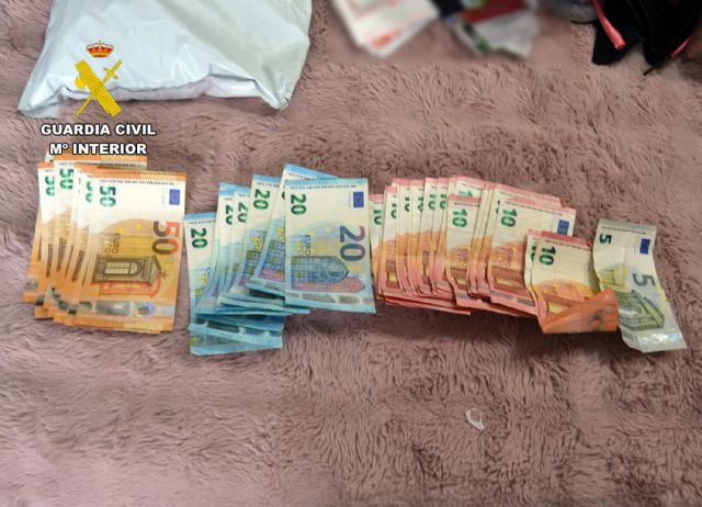 La Guardia Civil desmantela en Cieza un activo punto de venta de drogas