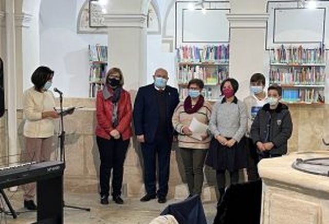 El Ayuntamiento homenajea a los alumnos galardonados de los institutos y colegios ciezanos