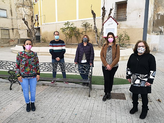 Las casas de libros toman los parques y jardines del municipio