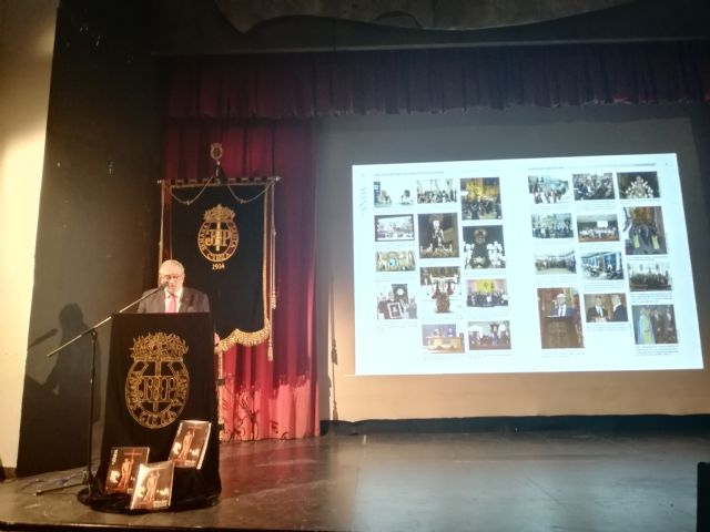 Presentación revista El Anda