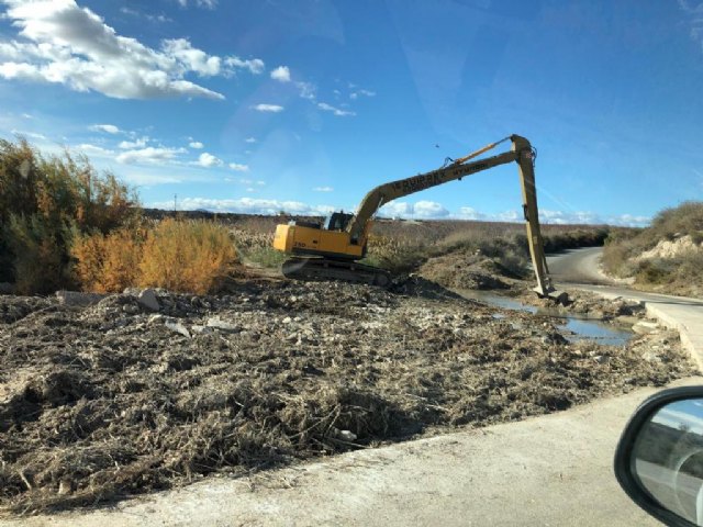 Concluyen los trabajos de limpieza de la rambla de agua amarga