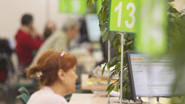PSOE: '¿Por qué PP y C´s se oponen a la ayuda para mayores de 52 años que propone el Gobierno de España?