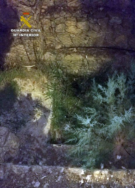 La Guardia Civil rescata a un octogenario accidentado en Cieza