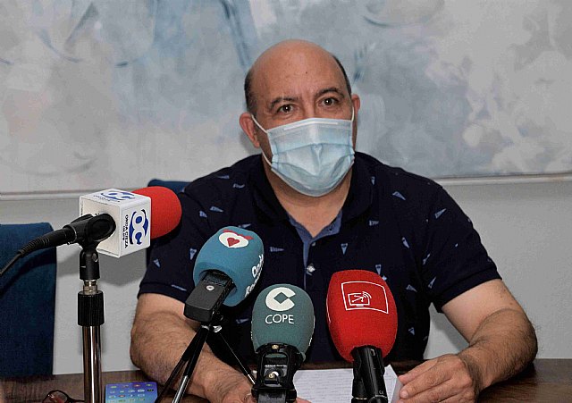 La aparición de un caso positivo de Covid-19 en Cieza obliga al aislamiento de una planta del hospital