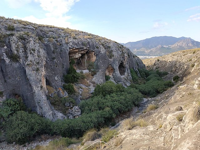 Descubren nuevas figuras rupestres en los abrigos del barranco de Los Grajos