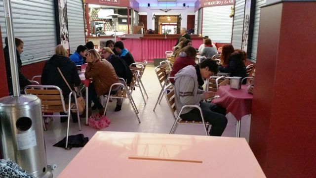 A pesar del fuerte temporal, más de 200 vecinos votaron los primeros presupuestos participativos