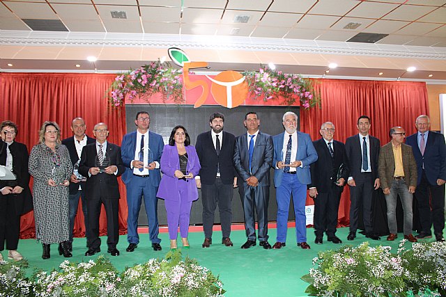 Thader Cieza celebra su 50 aniversario