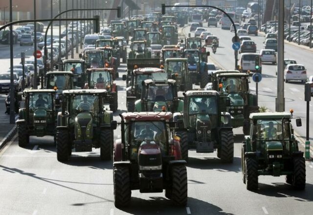 Pleno para apoyar a los agricultores y plantear enmiendas a los presupuestos regionales