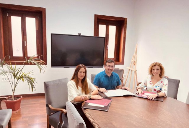 El Colegio de Graduados Sociales colaborará con el Ayuntamiento en materia jurídico-laboral, empleo y formación