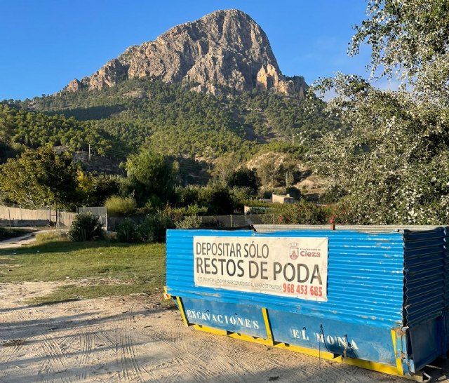 El Ayuntamiento vuelve a instalar contenedores especiales para resto de poda