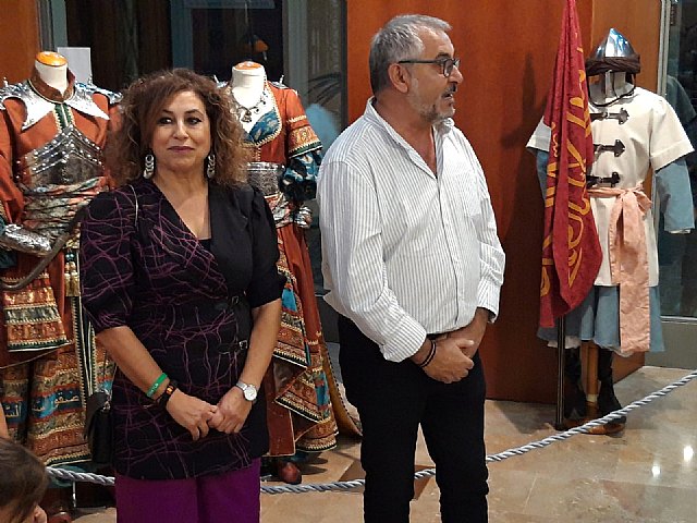 Una exposición para dar a conocer la esencia de las Fiestas del Escudo 'La Invasión'