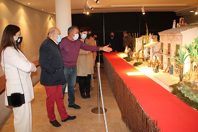 El Museo Siyâsa da aire a la Navidad con un inesperado montaje del belén municipal