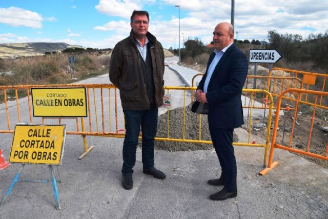 Puesta a punto de las glorietas de San José Obrero y vereda de Morcillo con una inversión global de 318.620 euros