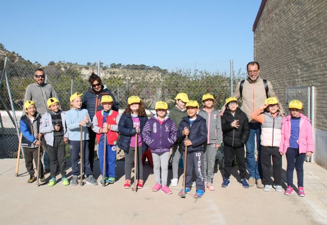 Medio Ambiente celebra el Día del Árbol con talleres, plantaciones de árboles y juego didácticos para escolares