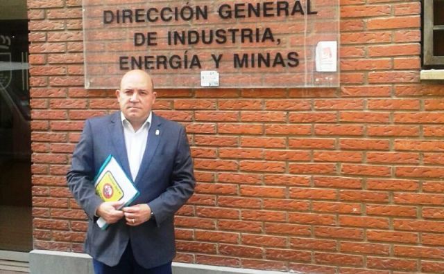 El alcalde y el concejal de Medio Ambiente se reúnen con la directora General de Energía para abordar el problema del fracking