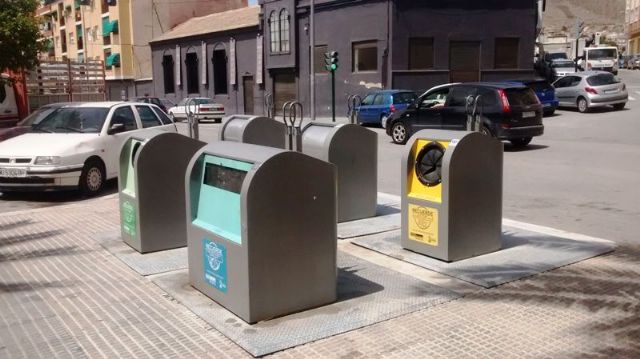 La concejalía de Servicios concluirá en los próximos meses el soterramiento de contenedores del municipio