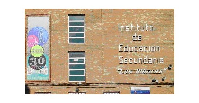 Ayudas al transporte escolar para los alumnos del IES Los Albares