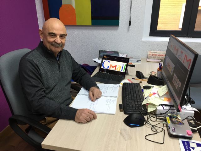 Miguel Gual: 'Trabajamos cada día modernizando el Ayuntamiento'